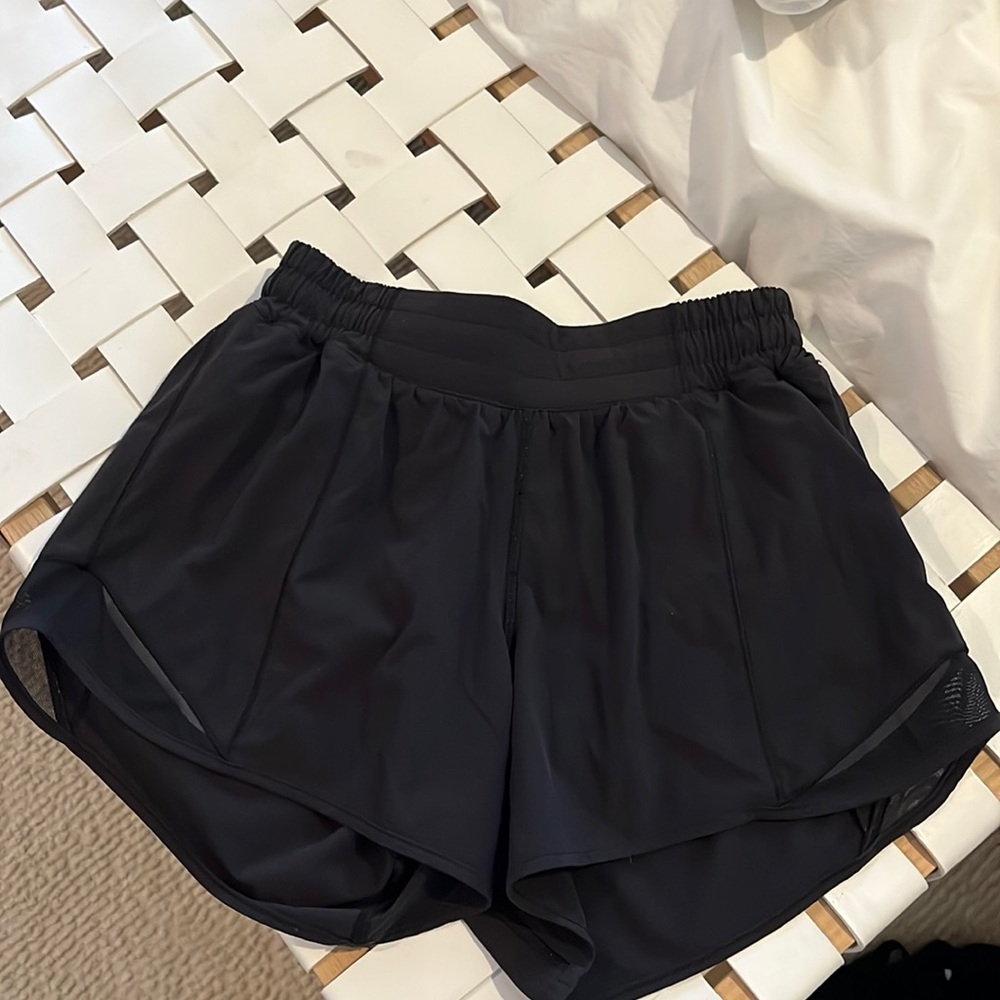 Lulu shorts 4 tall